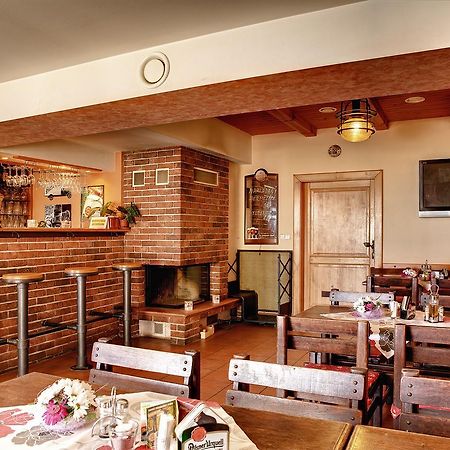 Hotel Farma Ptyrov Mnichovo Hradiště Esterno foto