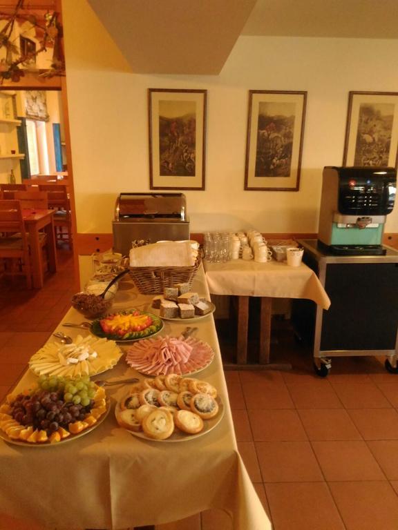 Hotel Farma Ptyrov Mnichovo Hradiště Esterno foto