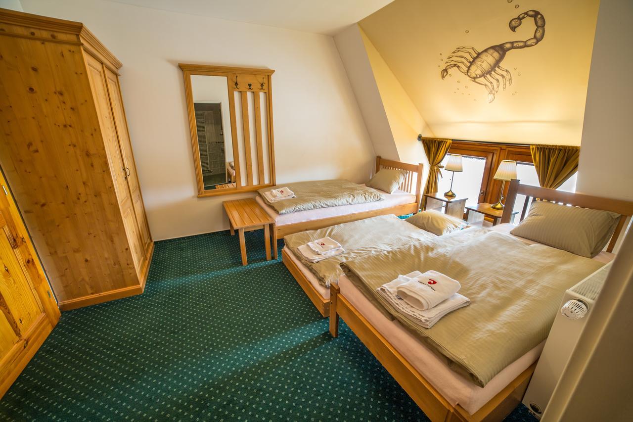 Hotel Farma Ptyrov Mnichovo Hradiště Esterno foto